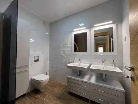 Rent, office space, 101m², Centar, Novi Sad - image 17