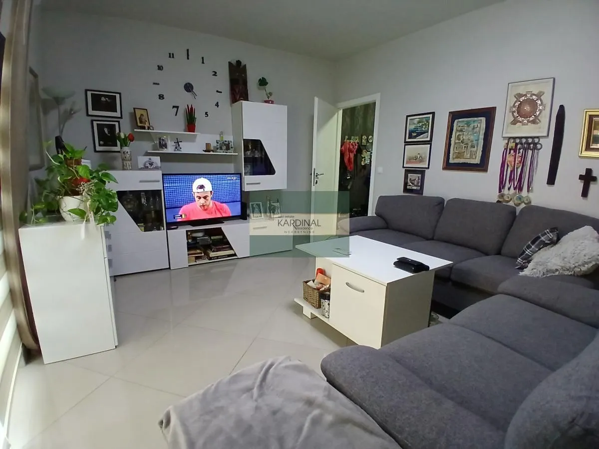 Prodaja, dvosoban stan, 53m², Strelište, Jagodina