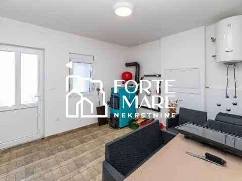 Sale, house, 220m², Zelenika, Herceg Novi - image 16