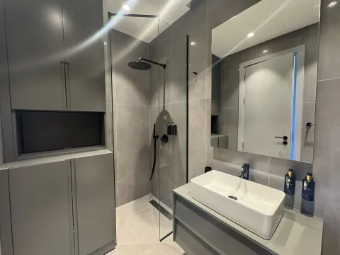 Prodaja, dvosoban stan, 116m², Bečići, Budva - image 8