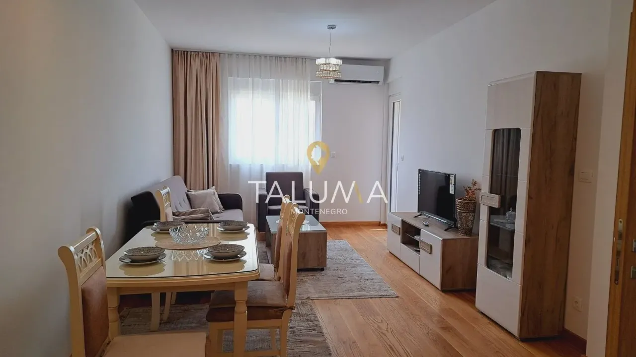 Izdavanje, jednosoban stan, 48m², City Kvart, Podgorica