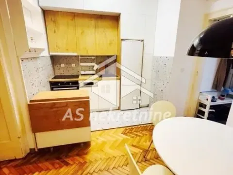 Rent, apartment, 68m², Kalenić Pijaca, Vračar Sve Podlokacije - image 7