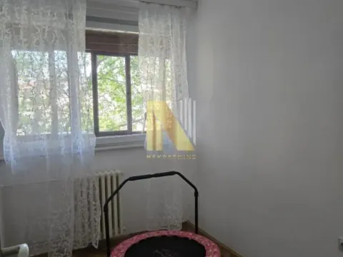 Izdavanje, poslovni prostor, 69m², Železnička Stanica, Novi Sad Sve Podlokacije - image 6