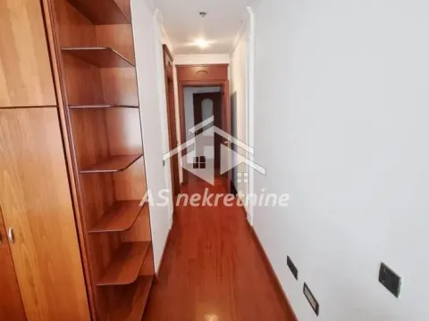 Rent, three bedroom apartment, 120m², Stari Grad, Beograd - image 17
