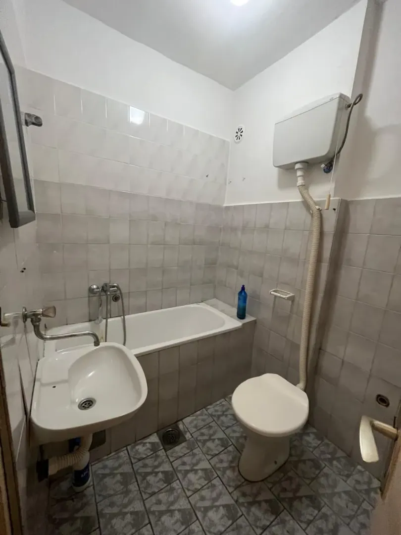 Prodaja, jednosoban stan, 57m², Stari Aerodrom, Podgorica