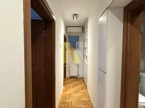 Izdavanje, trosoban stan, 74m², Sajmište, Novi Sad - image 11