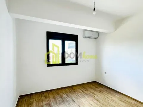 Prodaja, trosoban stan, 100m², Ulcinj, Crna Gora - image 12
