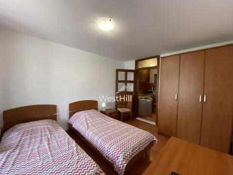 Prodaja, ugostiteljski objekat, 311m², Bečići, Budva - image 24