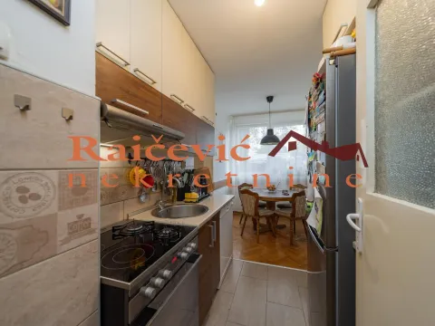 Prodaja, trosoban stan, 71m², Brace Jerković, Voždovac Sve Podlokacije - image 6