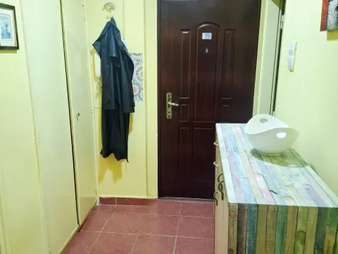 Rent, one bedroom apartment, 50m², Podgorica, Crna Gora - image 8