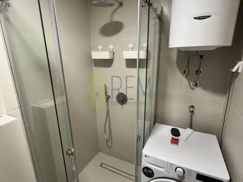 Sale, one bedroom apartment, 69m², City Kvart, Podgorica - image 10