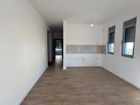 Sale, two bedroom apartment, 59m², Velika Plaža, Ulcinj - image 5