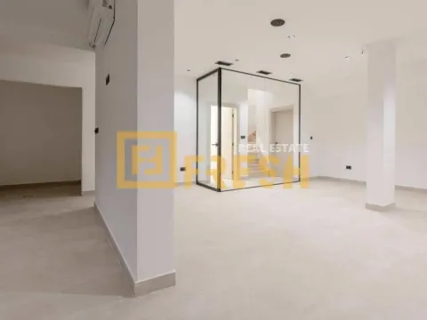 Sale, house, 240m², Budva, Crna Gora - image 23