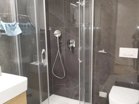 Izdavanje, trosoban stan, 81m², Stari Grad, Beograd - image 15