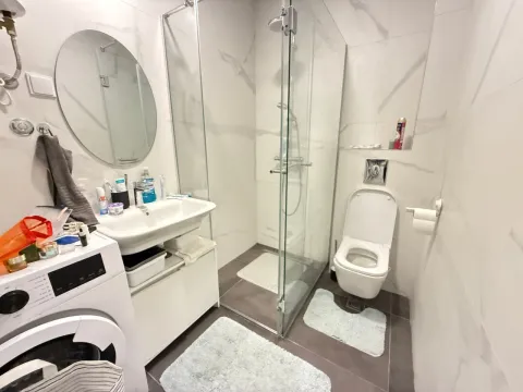Izdavanje, jednosoban stan, 38m², Bečići, Budva - image 3