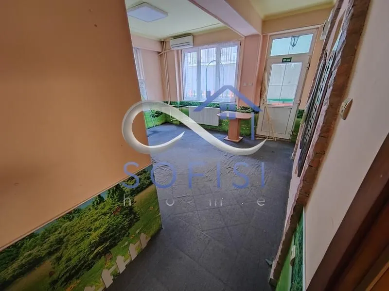 Rent, office space, 160m², Grbavica, Novi Sad Sve Podlokacije