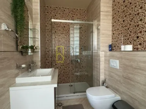 Rent, two bedroom apartment, 117m², Budva, Crna Gora - image 6
