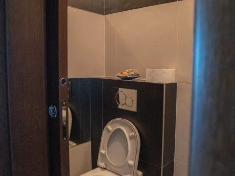 Prodaja, četvorosoban stan, 220m², Savski Venac, Beograd - image 11