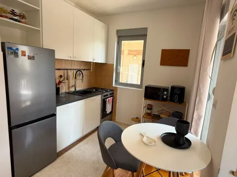 Izdavanje, jednosoban stan, 46m², Momišići, Podgorica - image 3