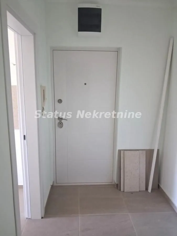 Prodaja, dvosoban stan, 47m², Adamovićevo Naselje, Novi Sad Sve Podlokacije