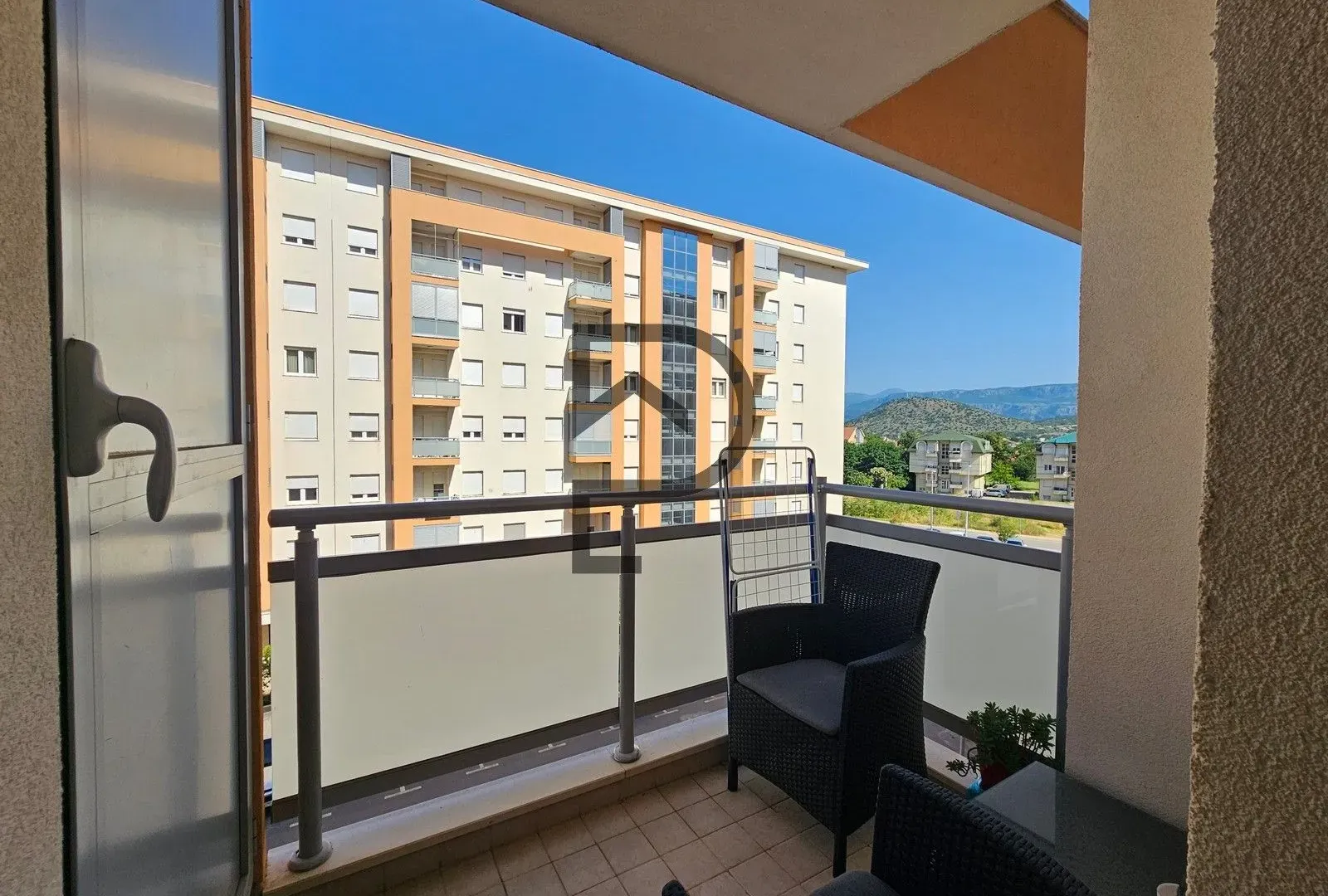 Rent, one bedroom apartment, 45m², City Kej, Podgorica