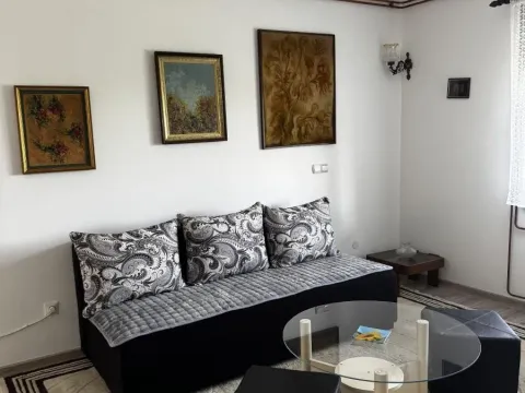 Stan in Veliki Mokri Lug