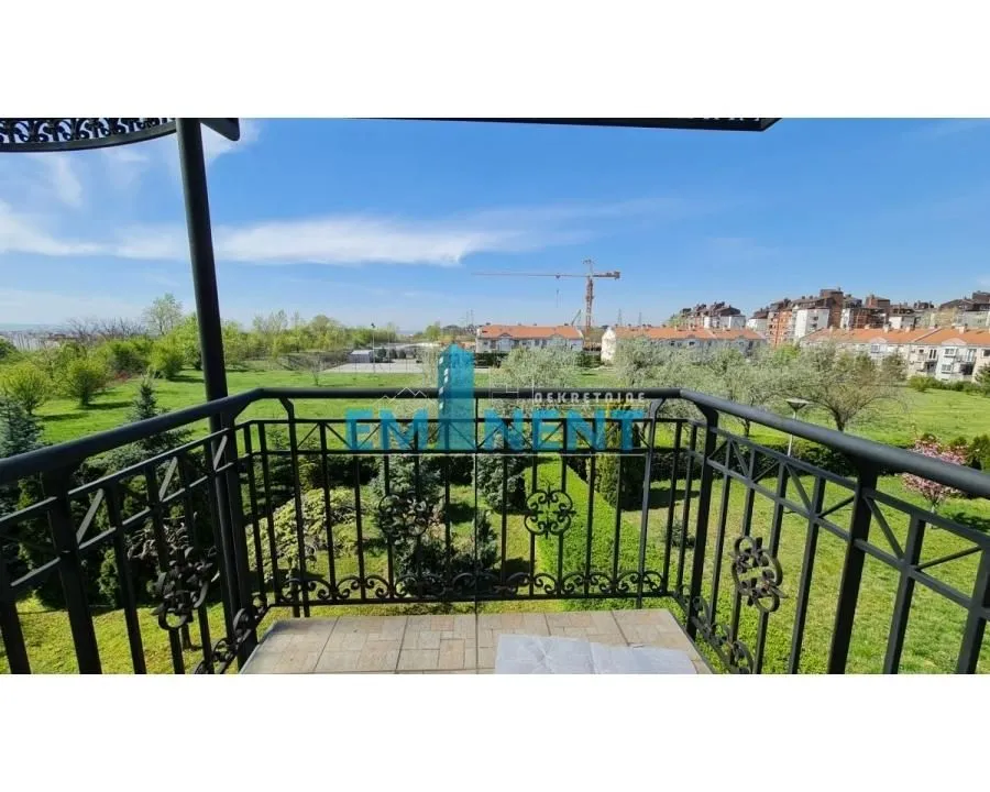 Sale, house, 360m², Bezanijska Kosa 2, Bežanijska Kosa Sve Podlokacije