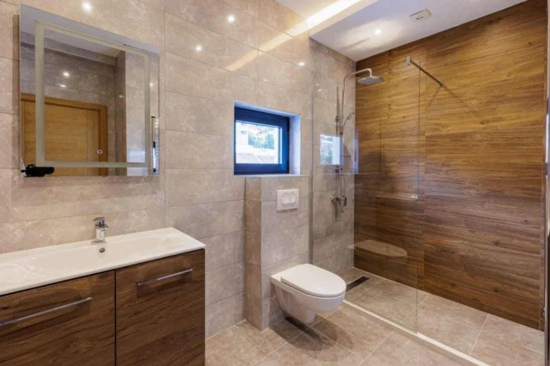 Sale, house, 200m², Krašići, Tivat