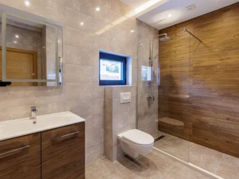 Sale, house, 200m², Krašići, Tivat - image 9