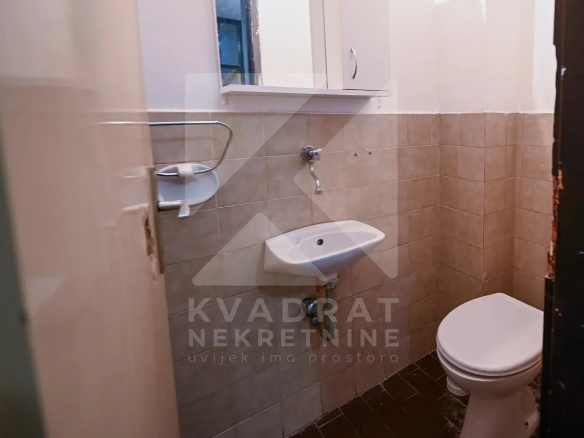 Prodaja, trosoban stan, 85m², Blok 6, Podgorica