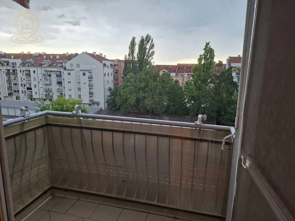 Prodaja, trosoban stan, 70m², Nova Detelinara, Novi Sad Sve Podlokacije