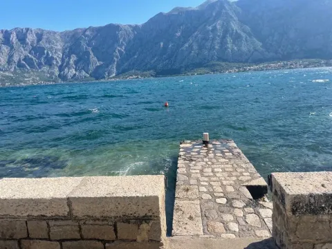 Rent, one bedroom apartment, 70m², Prčanj, Kotor - image 8