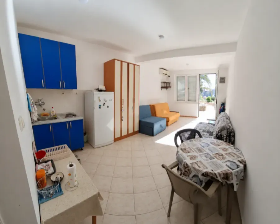 Sale, studio apartment, 37m², Petrovac, Budva