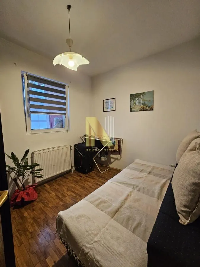 Izdavanje, jednosoban stan, 36m², Bulevar patrijarha Pavla, Novi Sad Sve Podlokacije