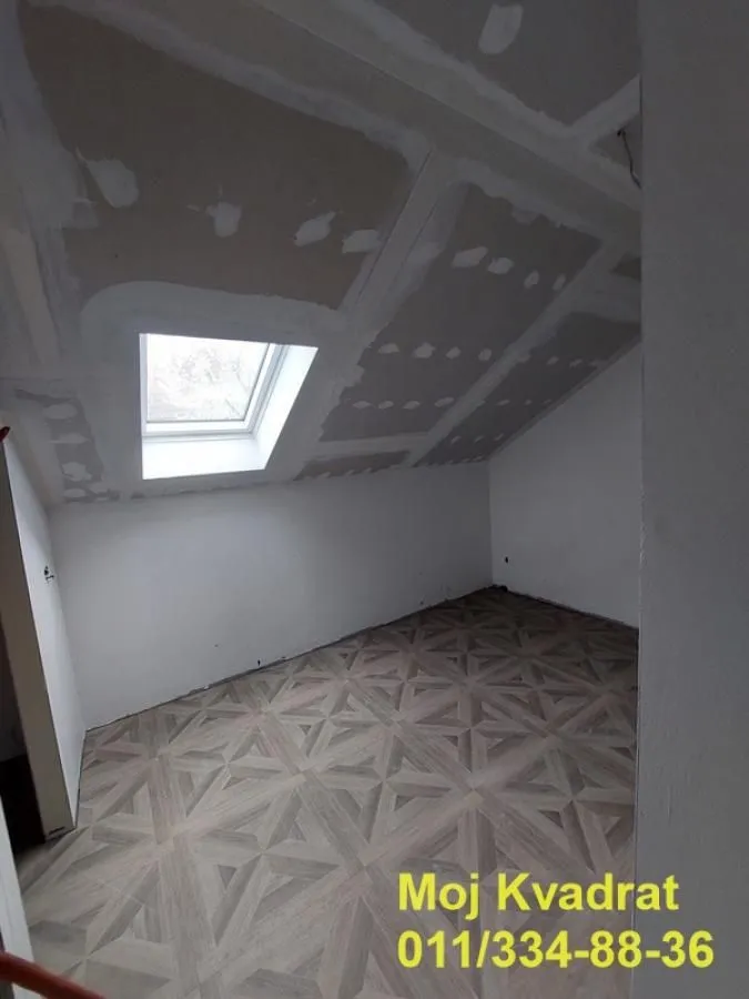 Sale, four bedroom apartment, 105m², Zemun Sve Podlokacije, Beograd