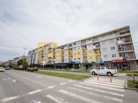 Izdavanje, poslovni prostor, 110m², Stari Aerodrom, Podgorica