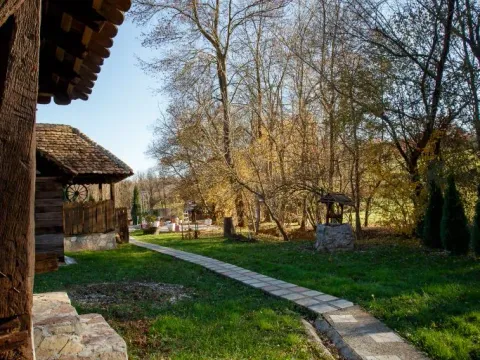 Sale, office space, 230m², Topola, Srbija - image 5