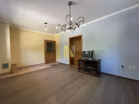 Sale, house, 80m², Mali Idjoš, Srbija - image 9