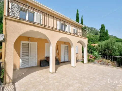 Sale, house, 174m², Muo, Kotor - image 31