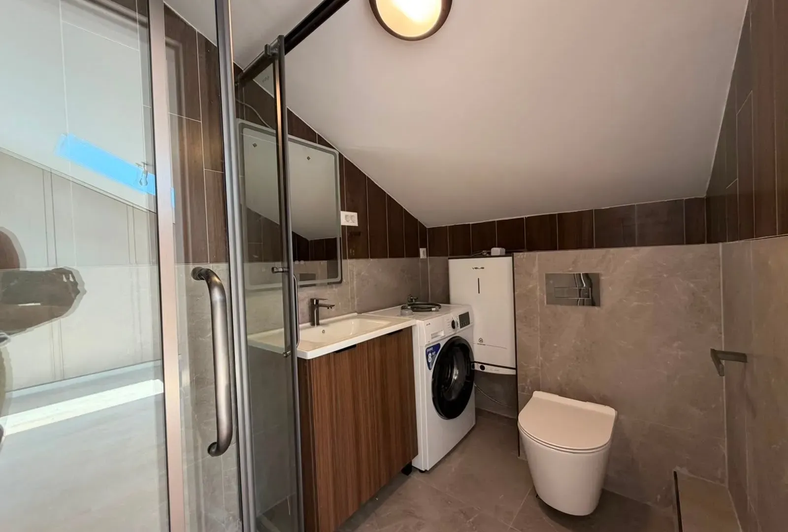 Prodaja, garsonjera, 45m², Tološi, Podgorica