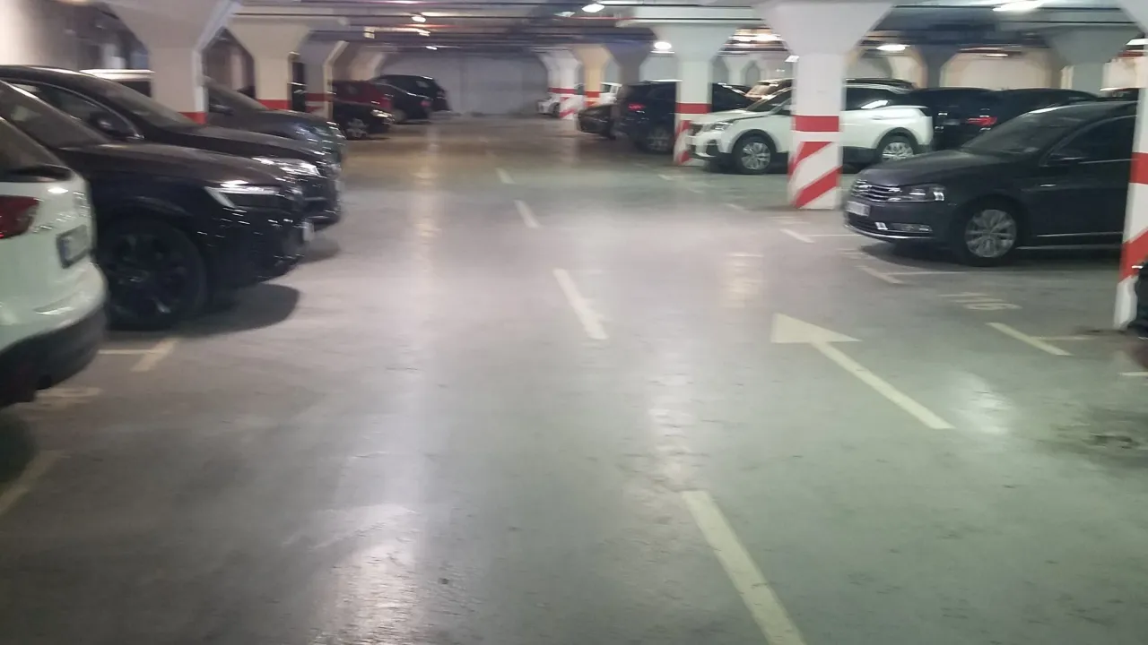 Prodaja, parking/garaža, 14m², City Kvart, Podgorica