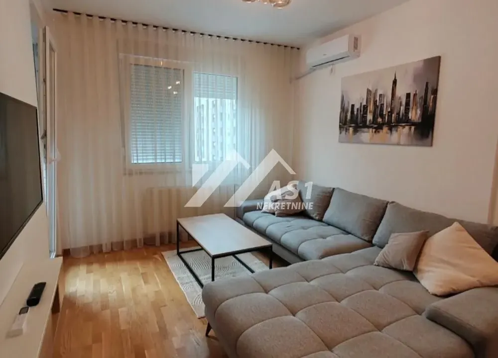 Izdavanje, dvosoban stan, 48m², Avijatičarsko naselje, Novi Sad Sve Podlokacije
