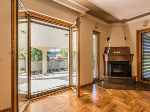 Izdavanje, kuća, 370m², Zabjelo, Podgorica - image 4