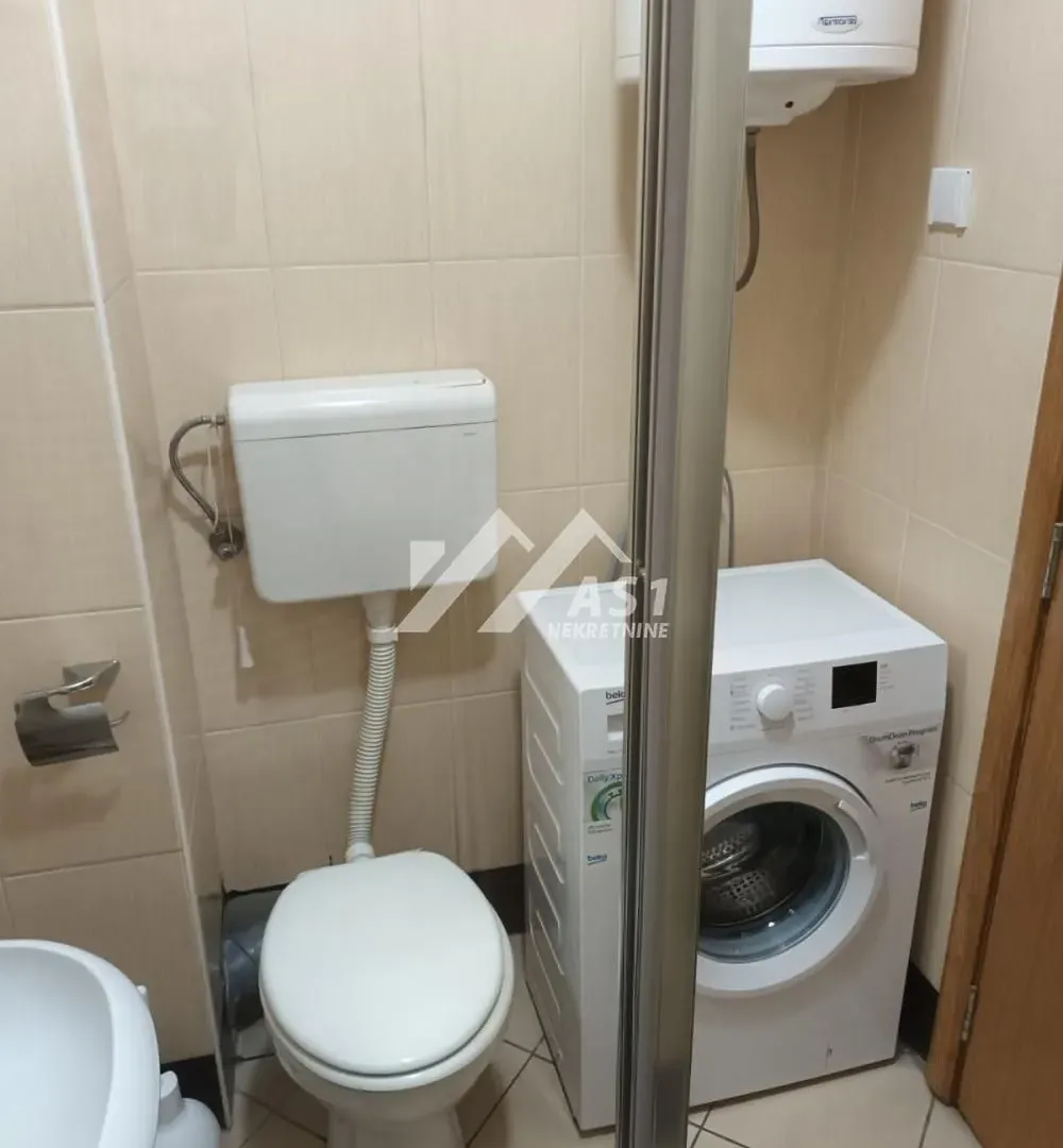 Izdavanje, dvosoban stan, 50m², Novi Sad Sve Podlokacije, Novi Sad