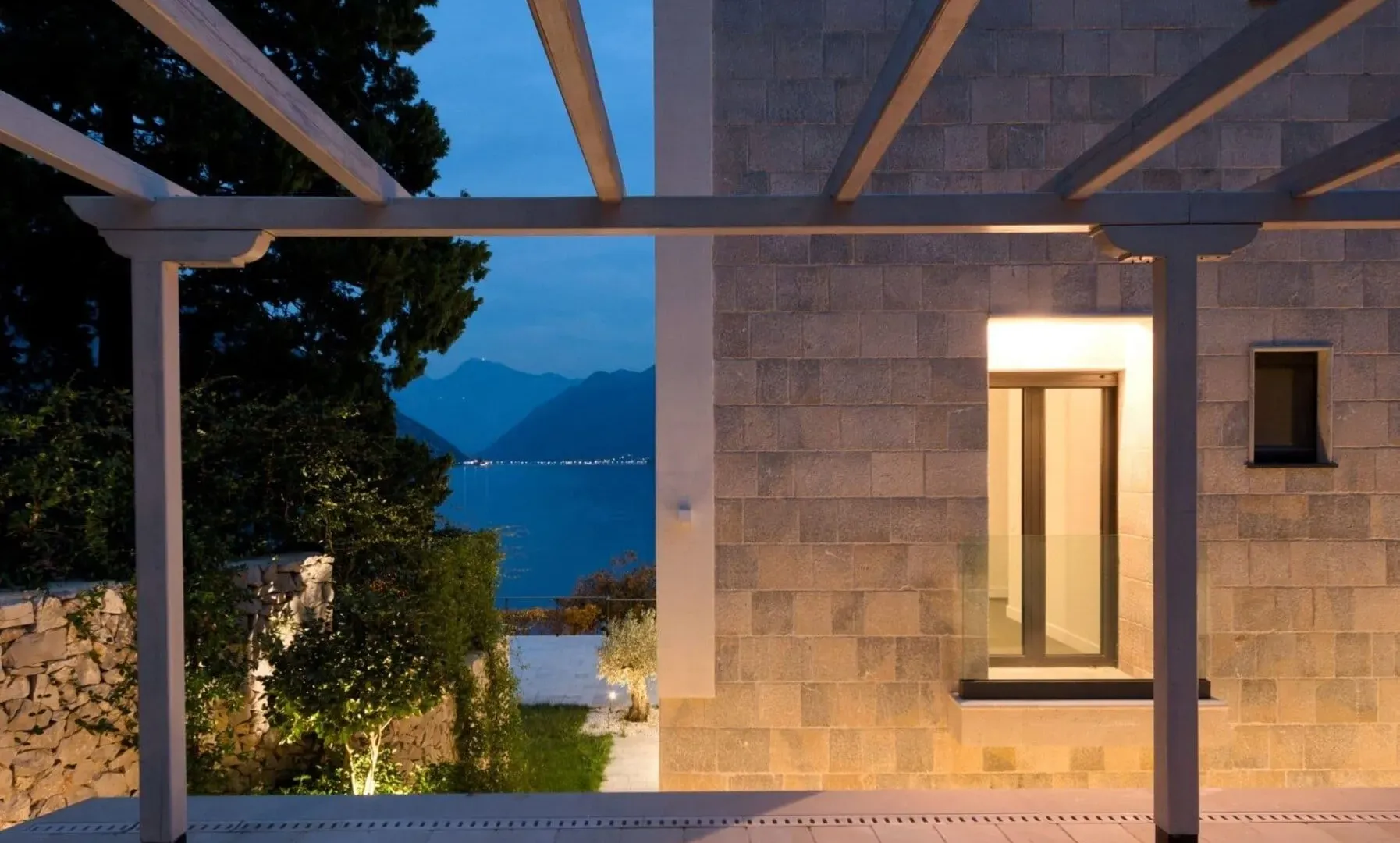 Prodaja, kuća, 669m², Kotor, Crna Gora