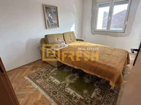 Sale, house, 289m², Dalmatinska ulica, Podgorica - image 11