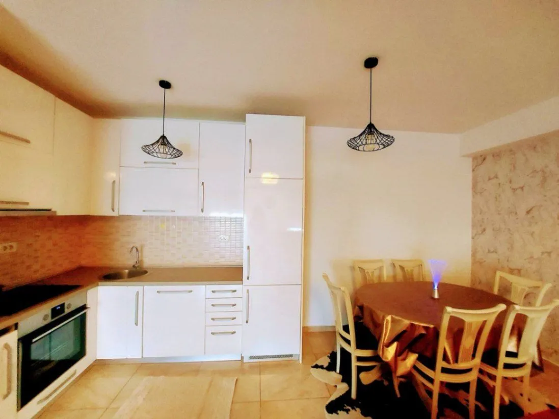 Izdavanje, dvosoban stan, 70m², Ljubović, Podgorica