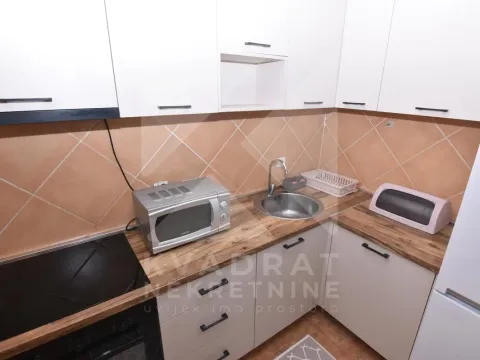 Izdavanje, jednosoban stan, 58m², Stari Aerodrom, Podgorica - image 5