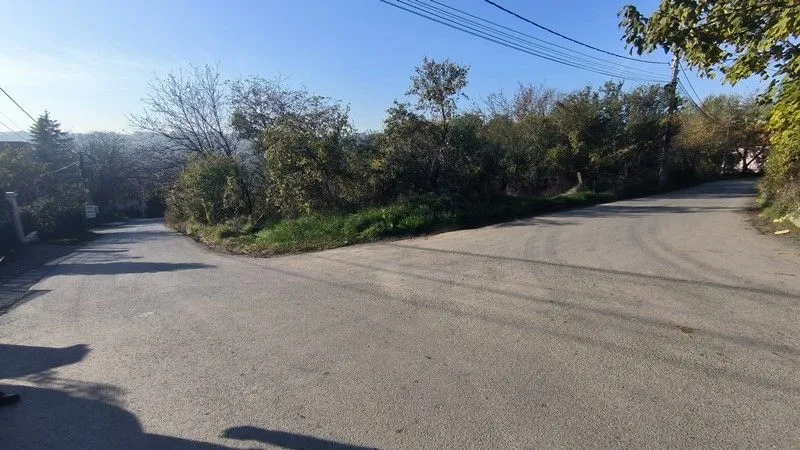 Prodaja, plac, 400m², Mali Mokri Lug, Zvezdara Sve Podlokacije