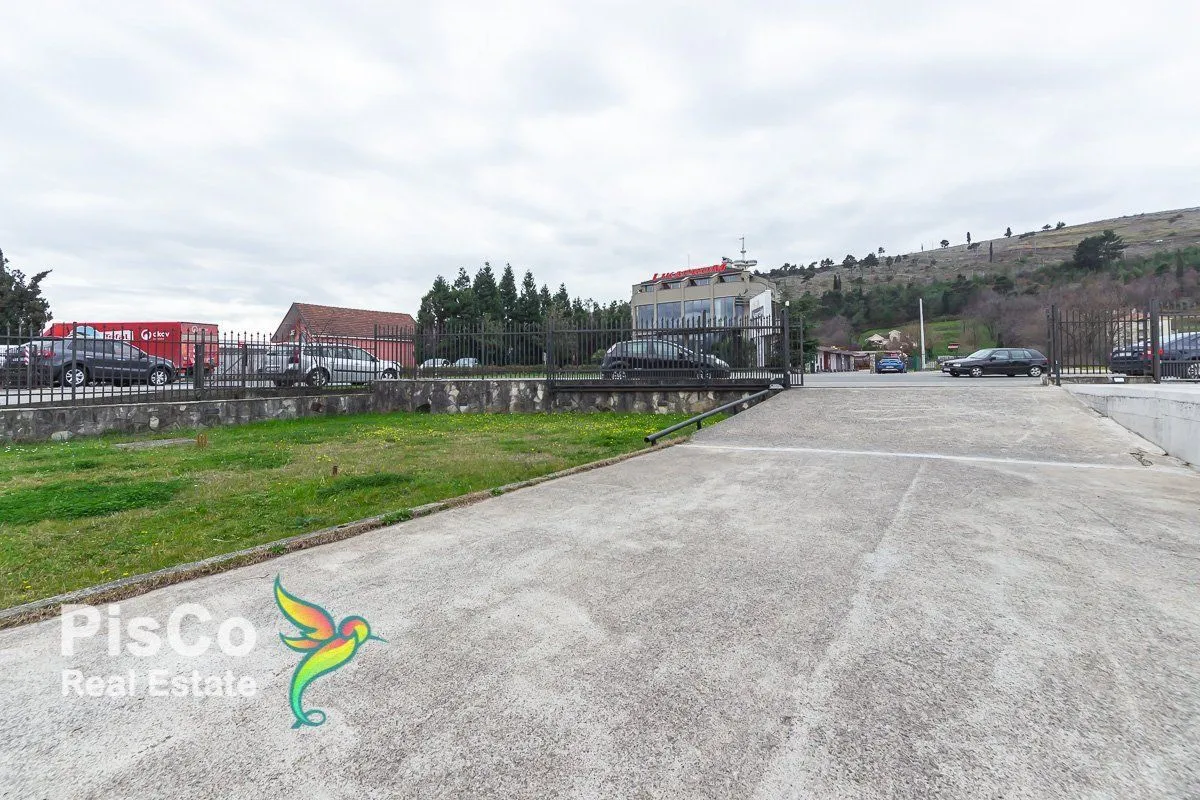 Rent, office space, 250m², Zabjelo, Podgorica
